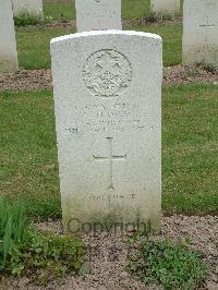 Reichswald Forest War Cemetery - Thomas, Raymond